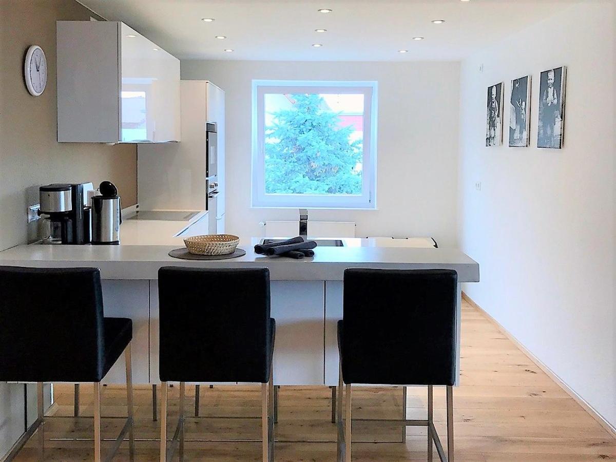 Bodensee Apartments Meersburg Sonnhalde Екстериор снимка