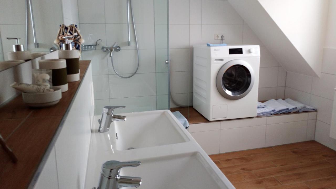 Bodensee Apartments Meersburg Sonnhalde Екстериор снимка