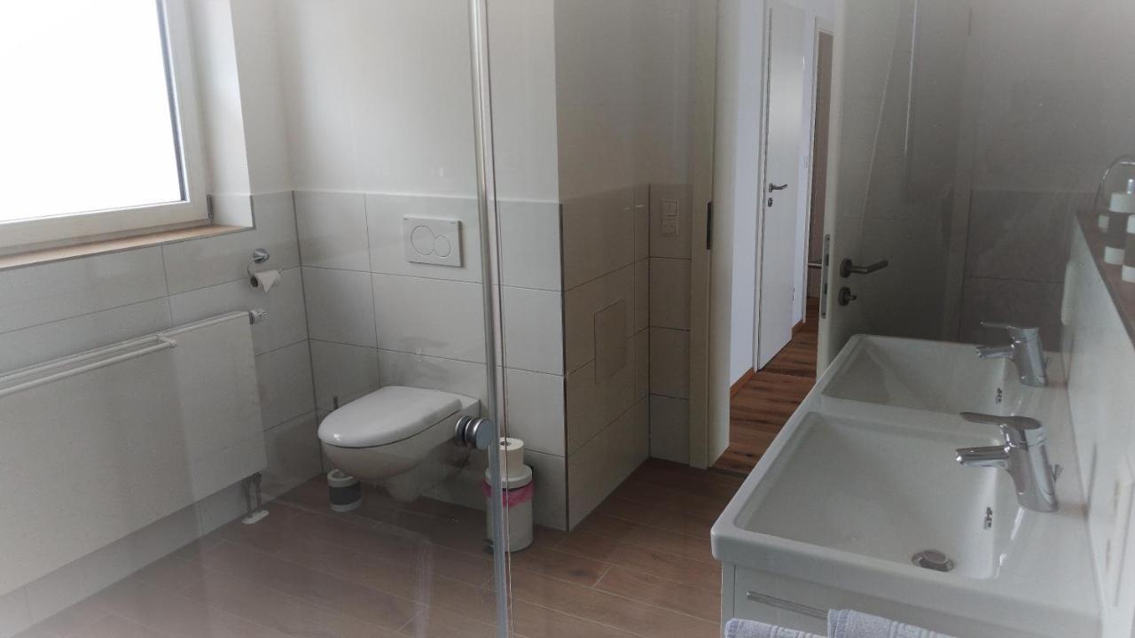 Bodensee Apartments Meersburg Sonnhalde Екстериор снимка