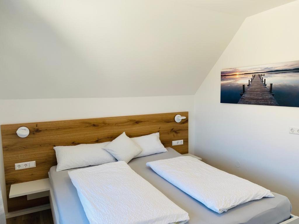 Bodensee Apartments Meersburg Sonnhalde Екстериор снимка